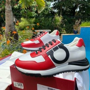 Authentic Ferragamo Brooklyn Gancio Logo Brooklyn Designer Trainer Sneakers 8.5D